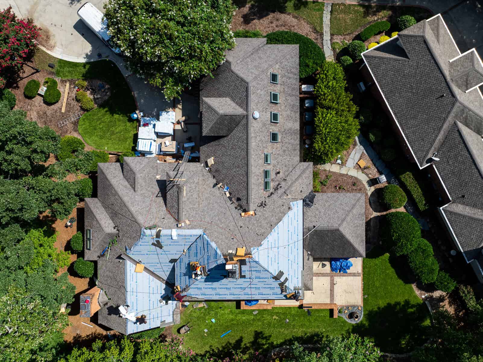 Designer shingle install — CertainTeed Presidential Shake.
